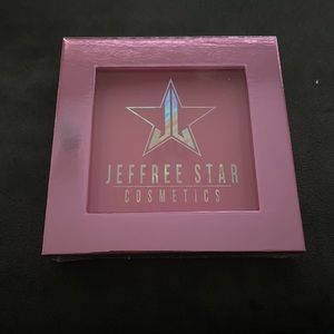 Jeffree Star refillable eyeshadow palette